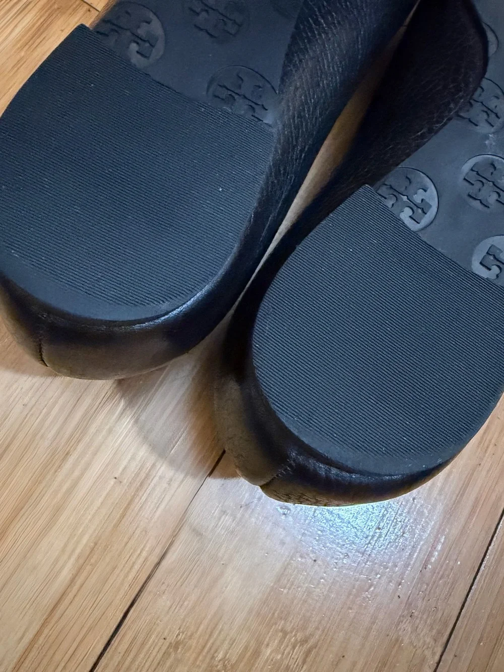 Tory Burch Reva Ballet Flats Classic Pebbled Black Size 8.5